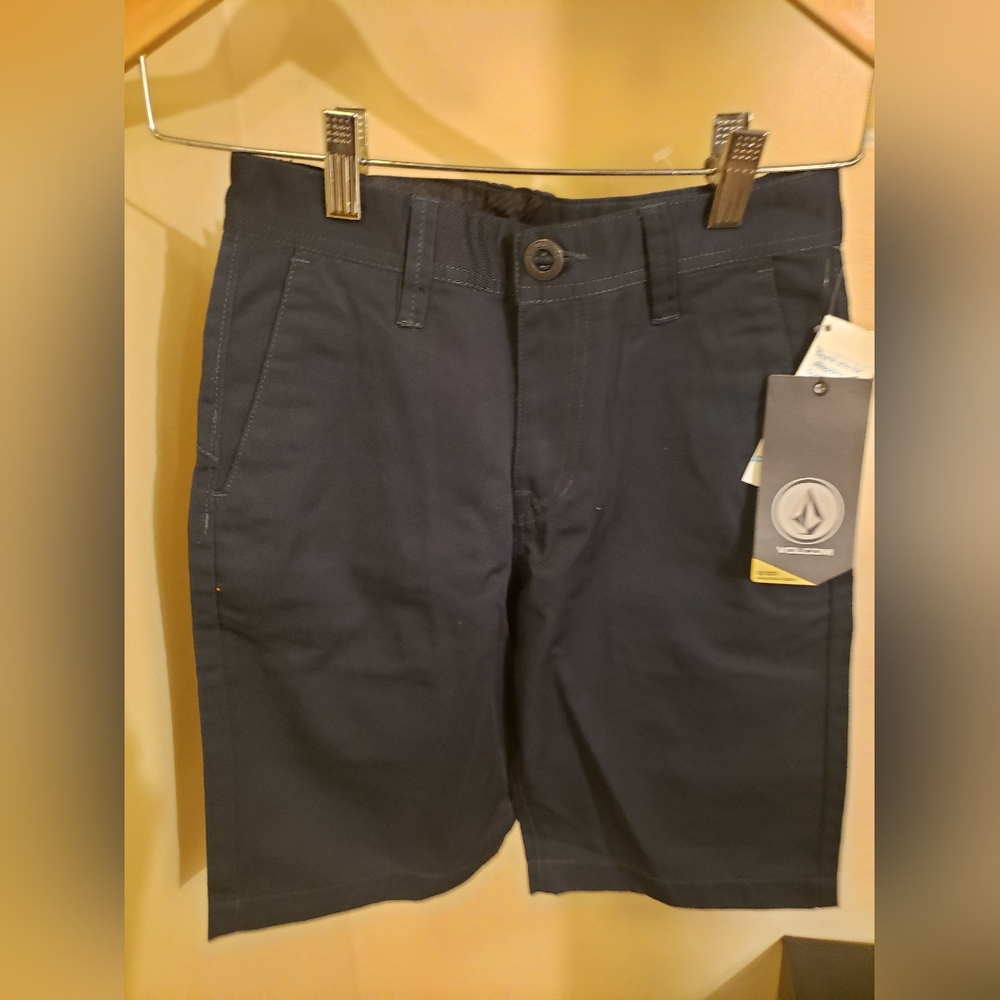 Volcom shorts